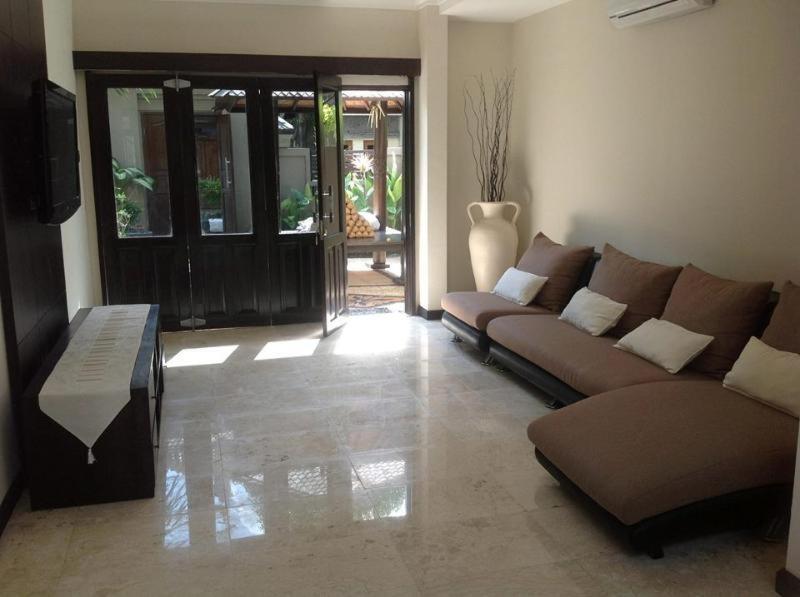 Villa Indah Kuta Royal - Private Pool - Optic Fiber High Speed Internet Ngoại thất bức ảnh